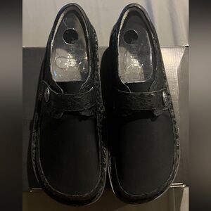 Women’s Alegria shoes. Size 12.